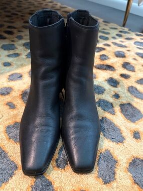 Steve Madden Black Leather Square-Toe Ankle Booties
